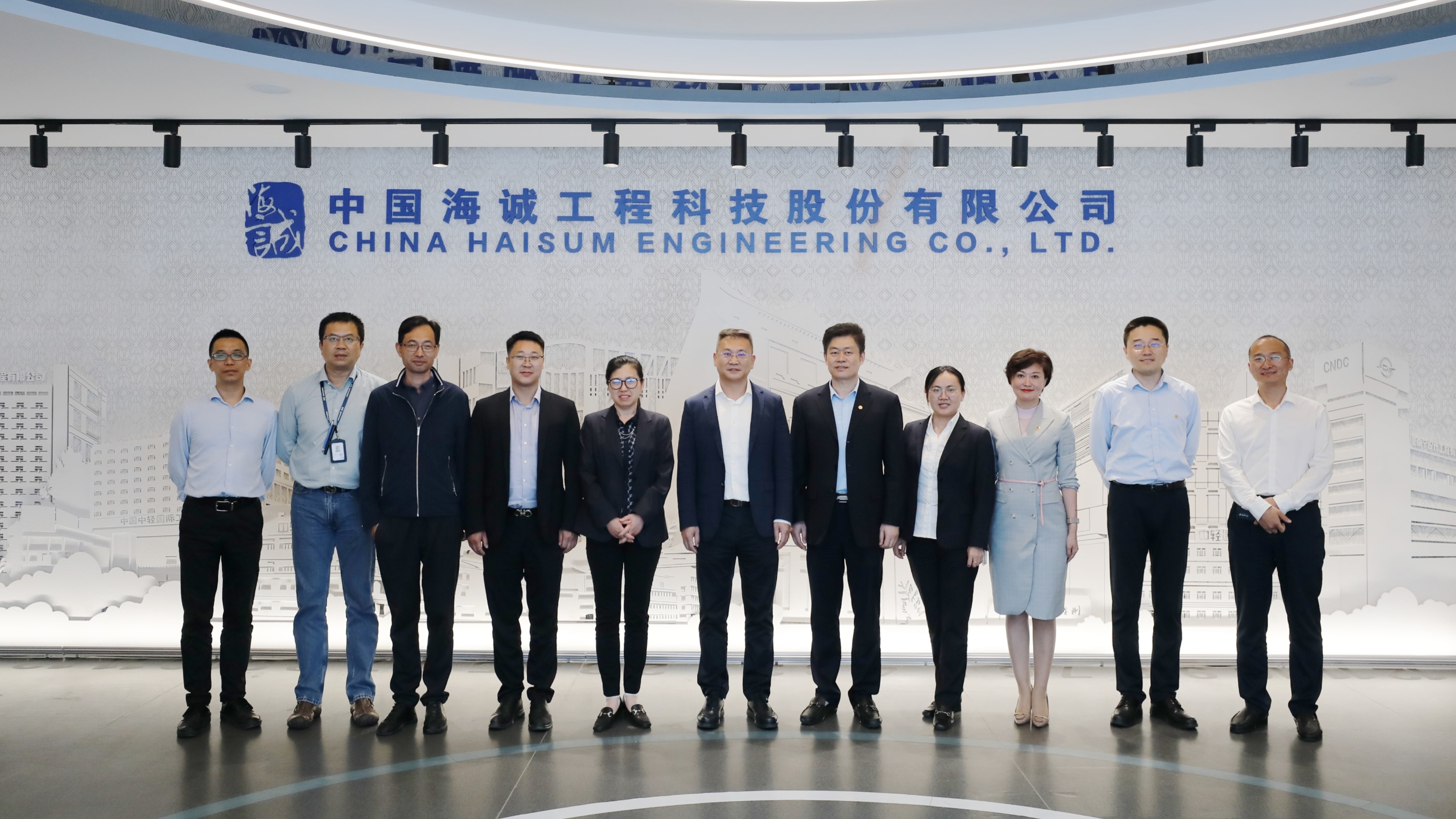 A Delegation Led by President Bai Wei from Shenghong Petrochemical Group Visits China Haisum